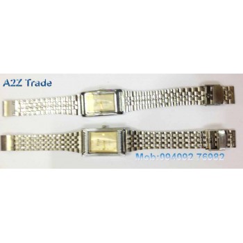 Diya Ivory Dial Stainless Steel Straps Watch For Trendy Look On 50 % Discount,